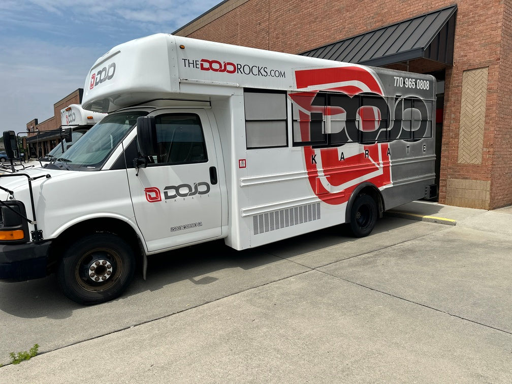dojo bus